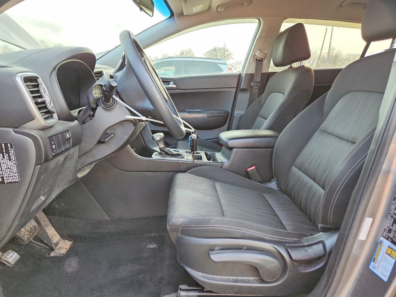 2017 KIA SPORTAGE LX photo 13