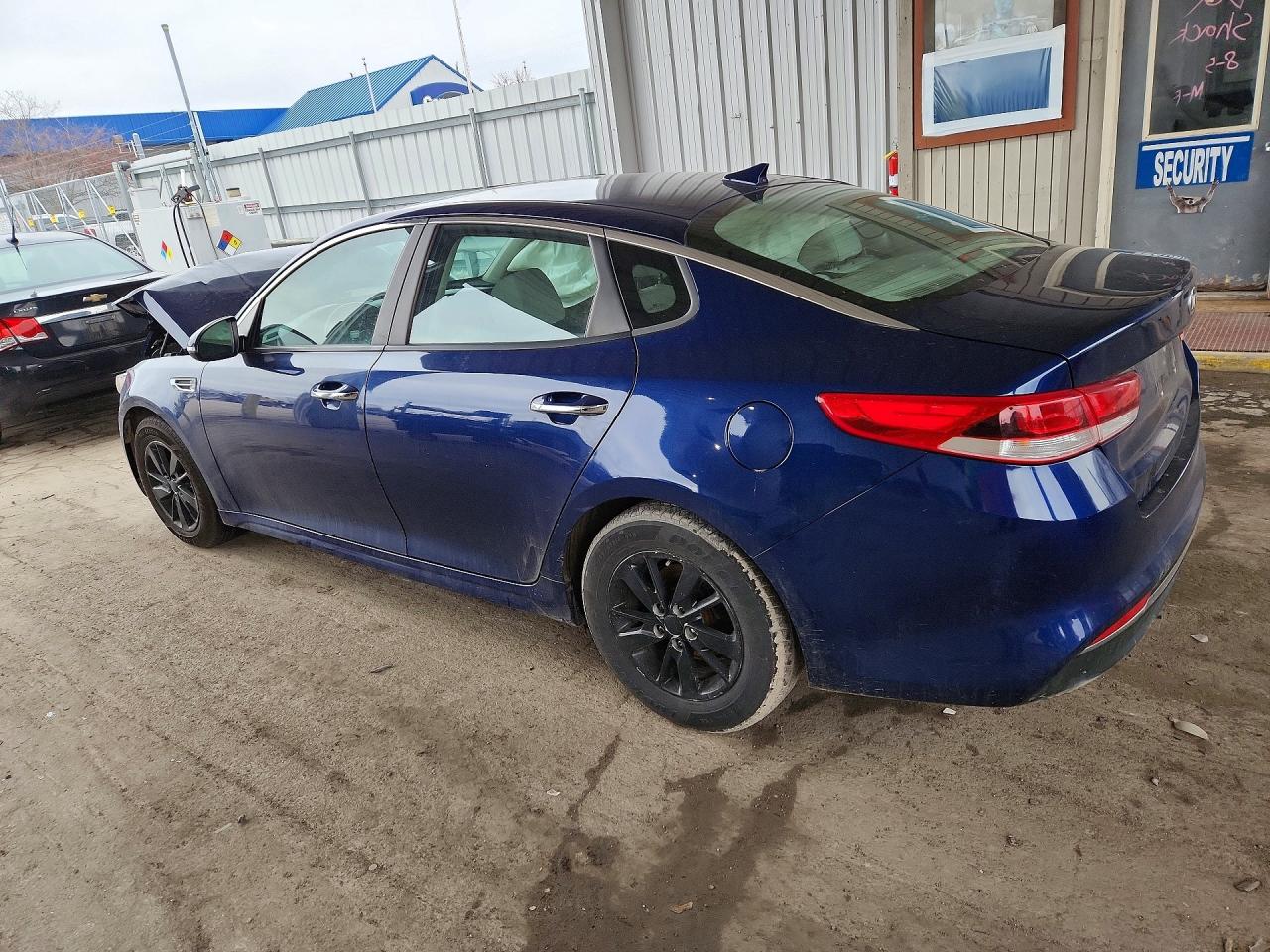 2016 KIA OPTIMA LX photo 3