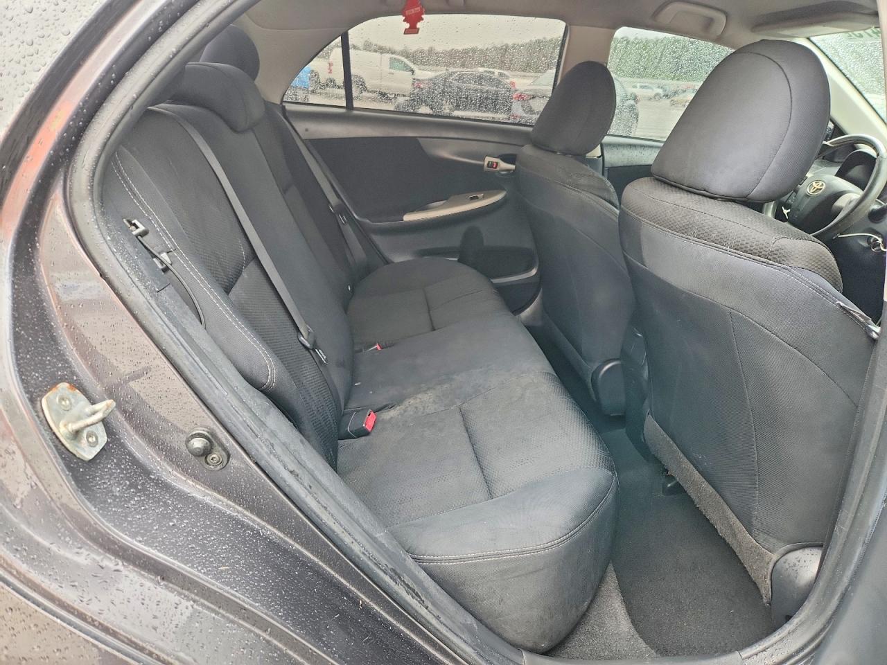 2012 TOYOTA COROLLA S photo 10