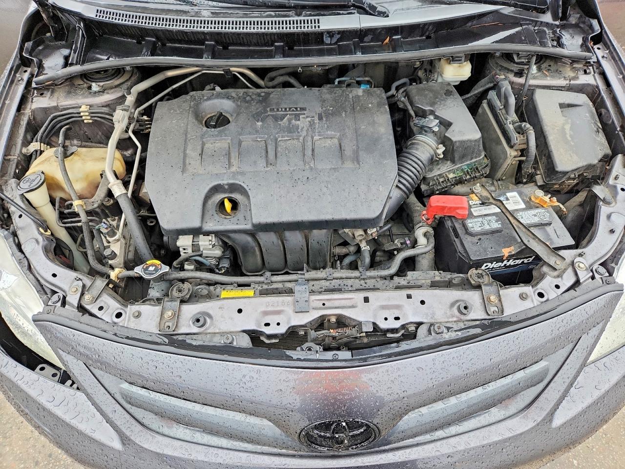 2012 TOYOTA COROLLA S photo 11