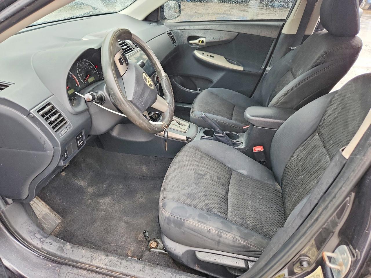 2012 TOYOTA COROLLA S photo 7