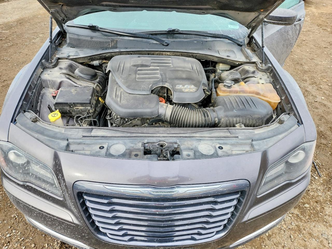 2014 CHRYSLER 300 S photo 31