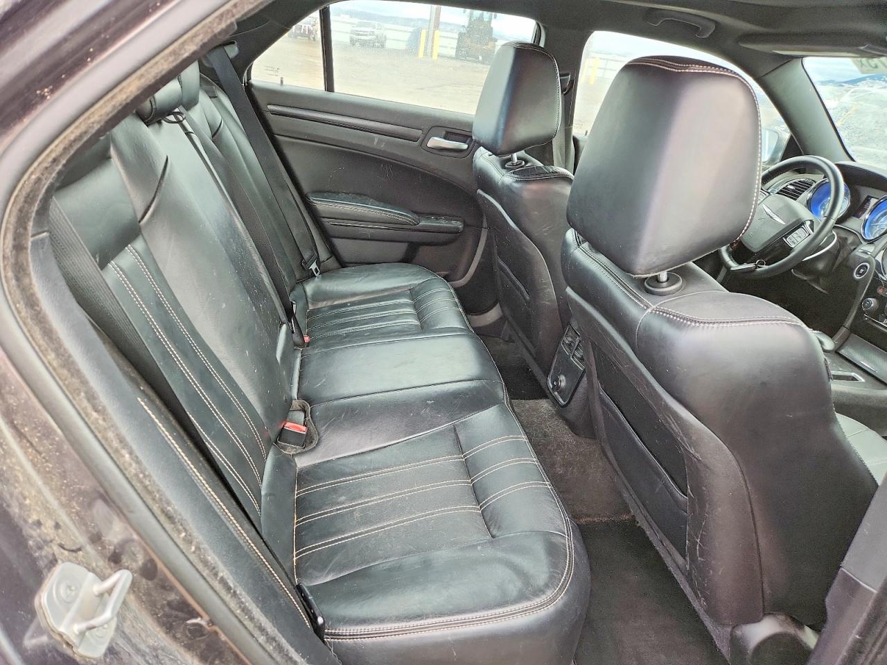 2014 CHRYSLER 300 S photo 28