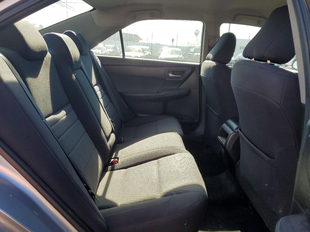2015 TOYOTA CAMRY HYBRID photo 10