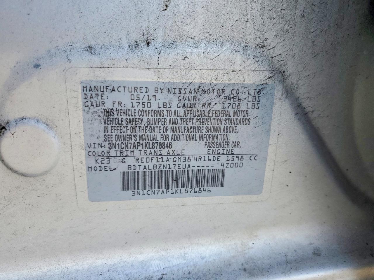 2019 NISSAN VERSA S photo 12