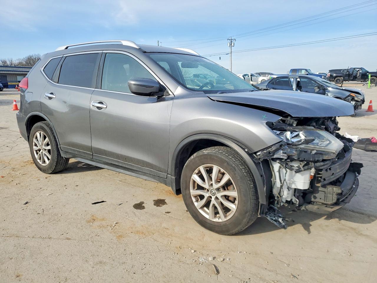 2017 NISSAN ROGUE SV photo 10