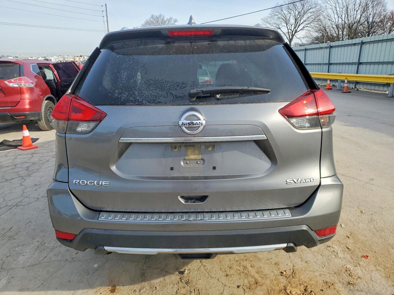 2017 NISSAN ROGUE SV photo 16