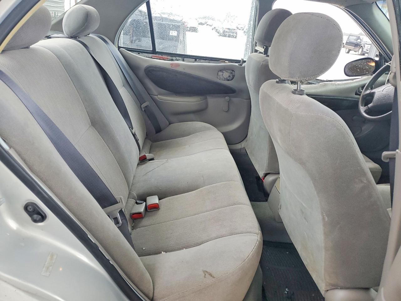 2001 TOYOTA COROLLA CE photo 10