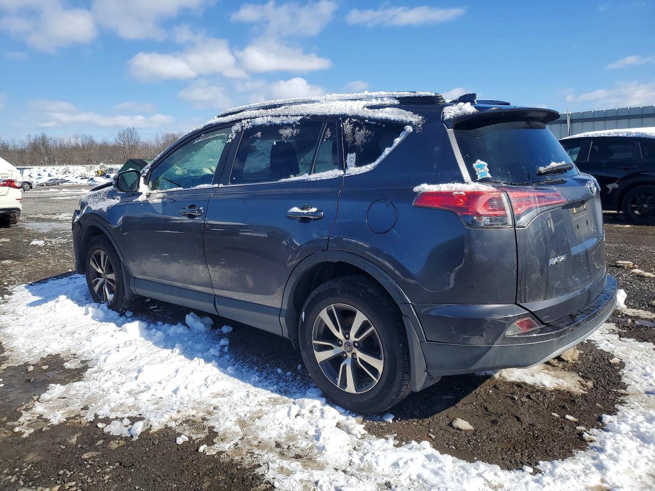 2018 TOYOTA RAV4 ADVENTURE photo 3