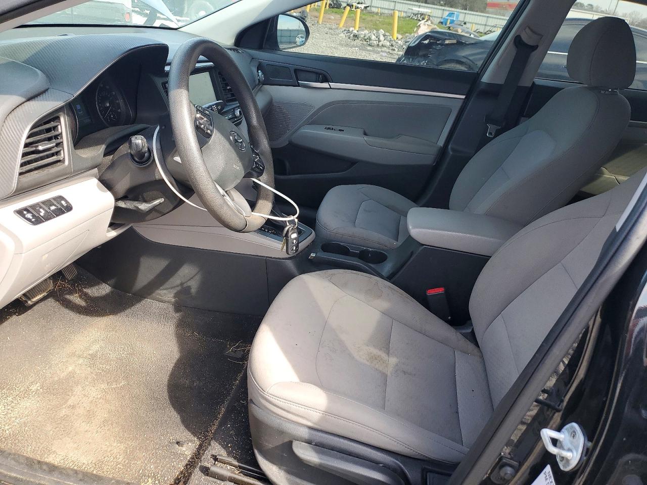2019 HYUNDAI ELANTRA SEL photo 13