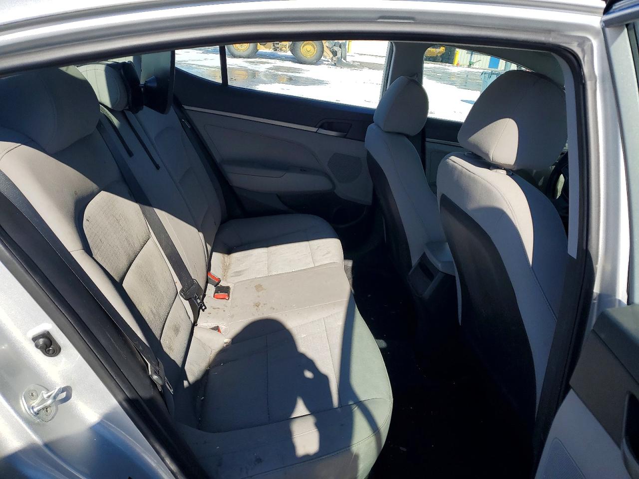 2017 HYUNDAI ELANTRA SE photo 28