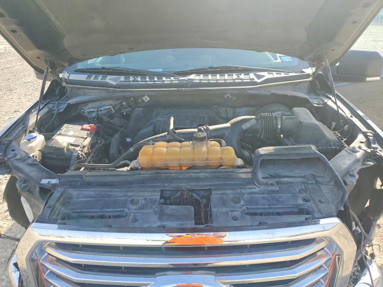 2015 FORD F150 SUPERCREW photo 31