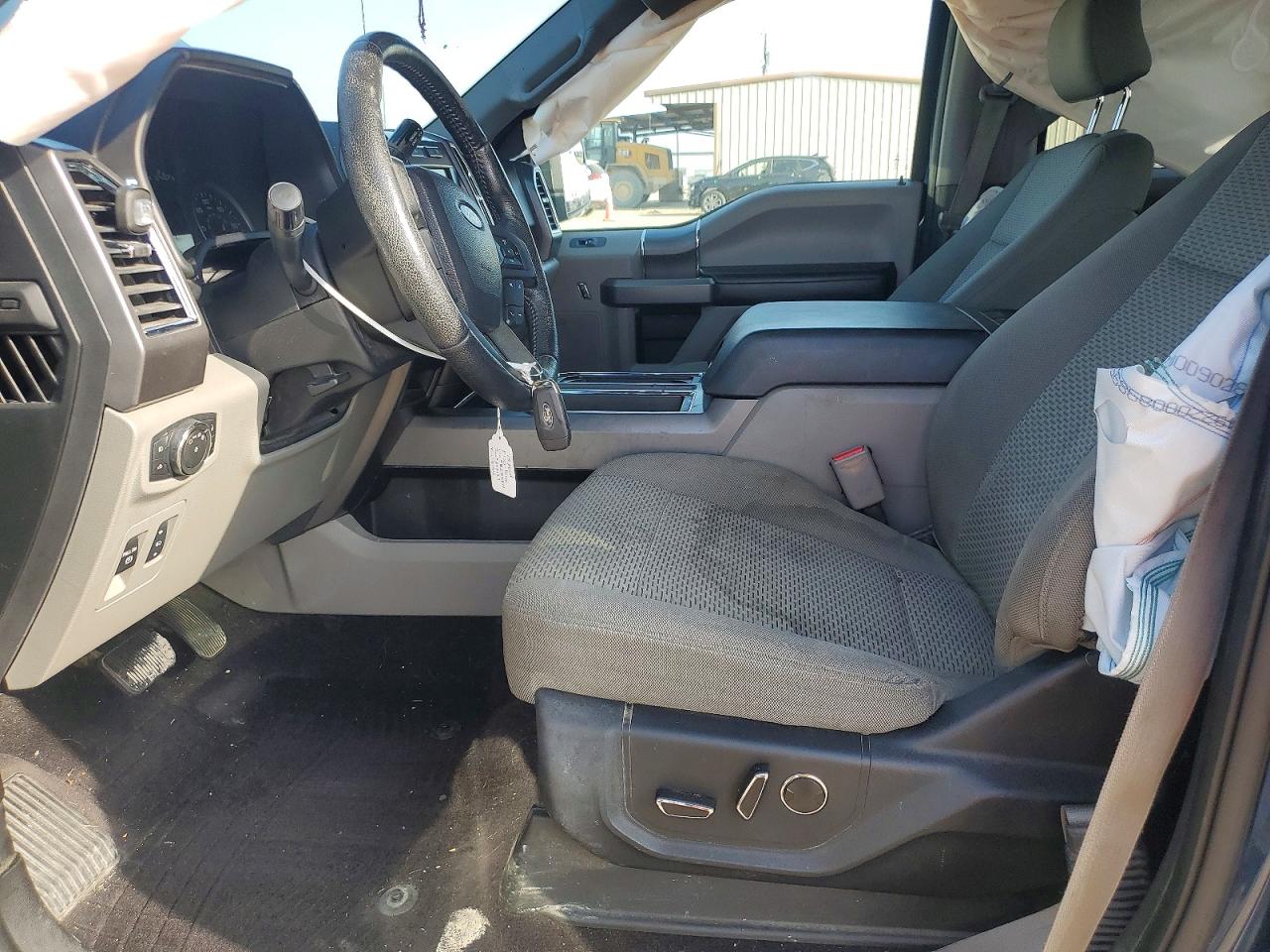2015 FORD F150 SUPERCREW photo 19