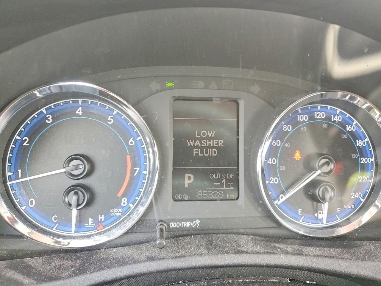 2019 TOYOTA COROLLA L photo 9