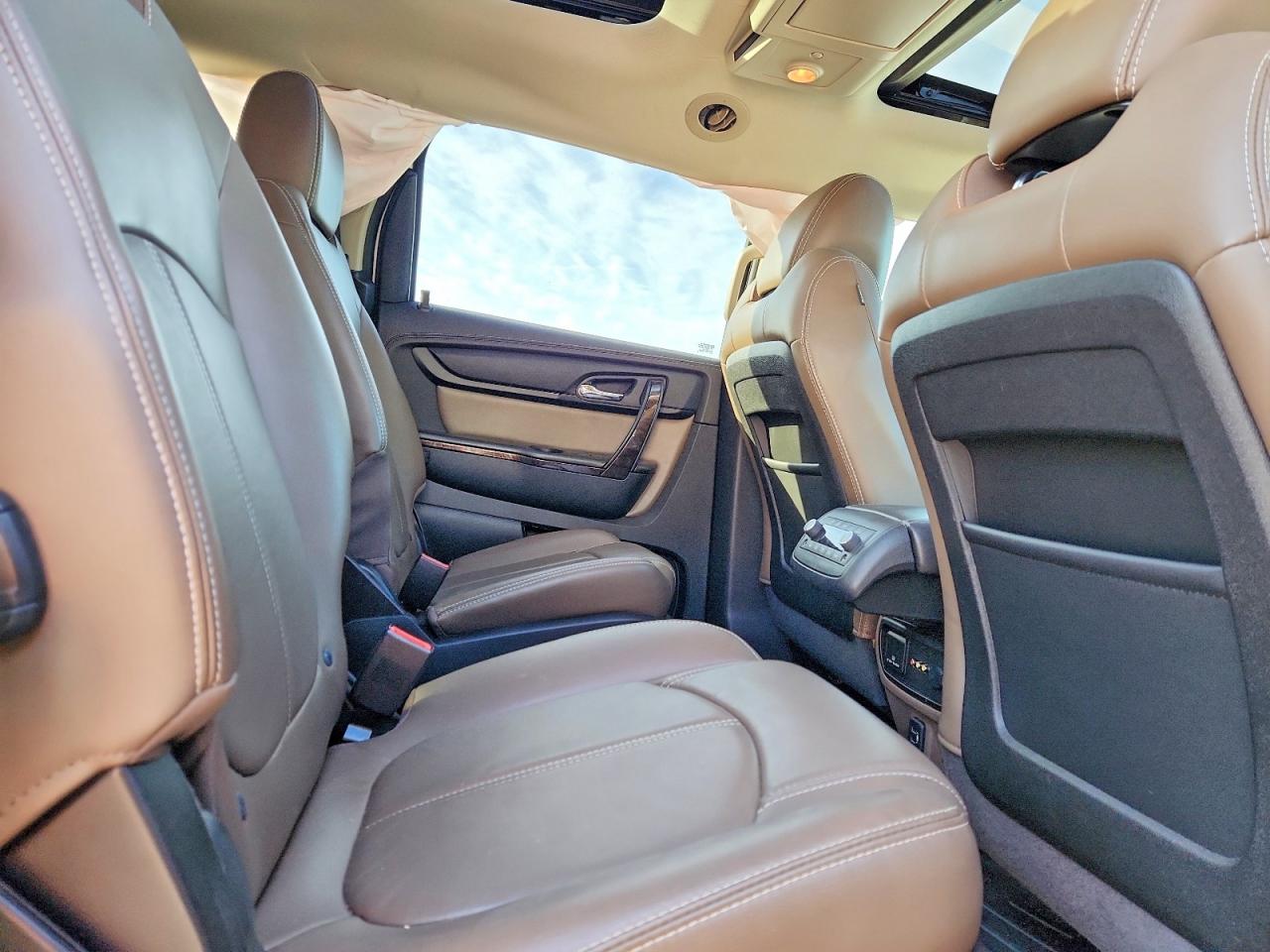 2017 GMC ACADIA LIMITED SLT-2 photo 11