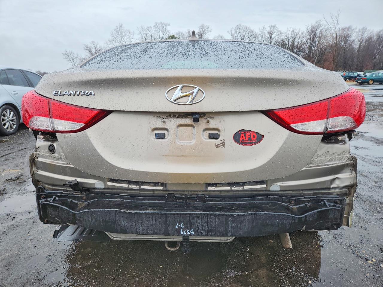 2013 HYUNDAI ELANTRA GLS photo 6