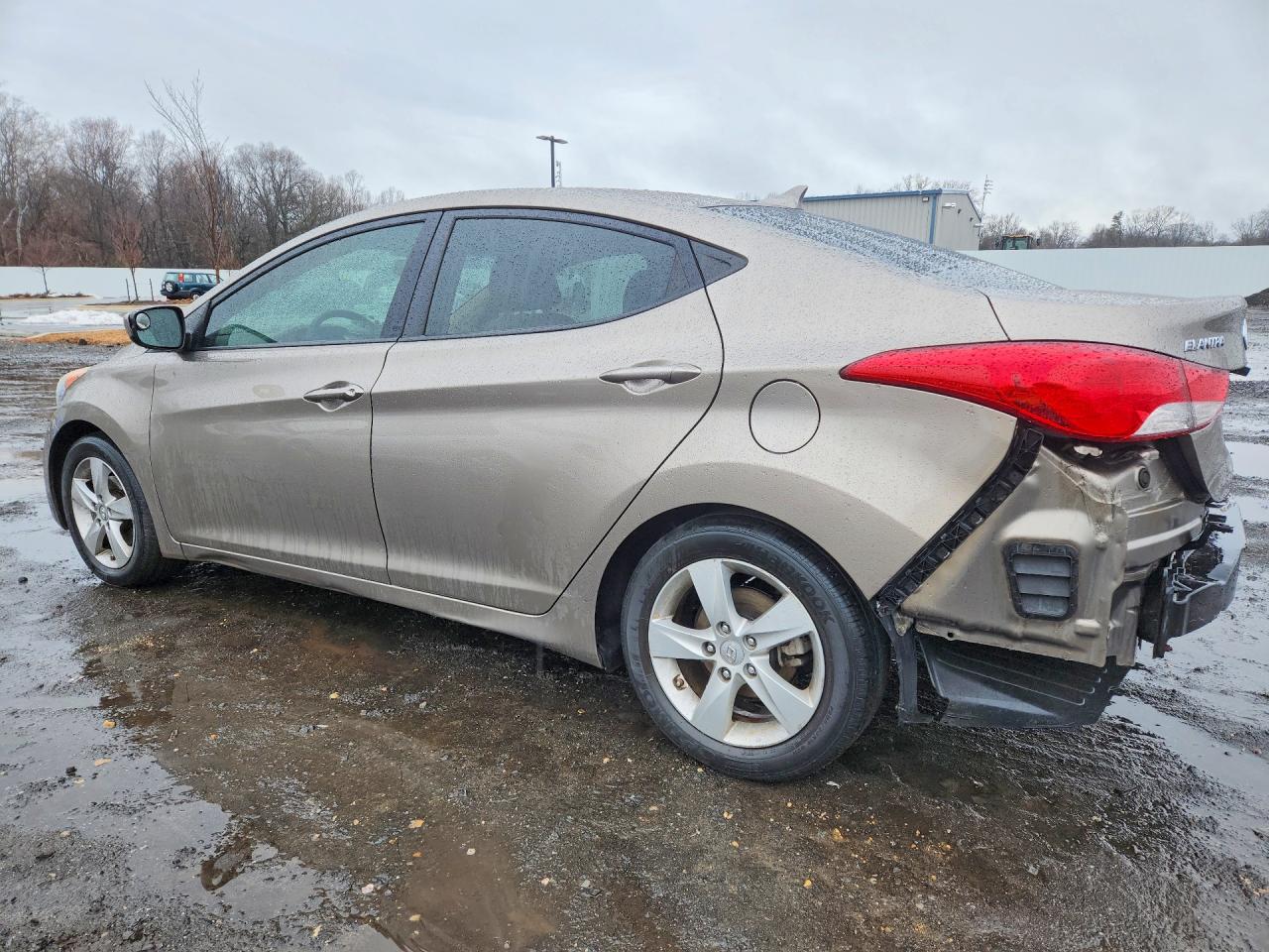 2013 HYUNDAI ELANTRA GLS photo 2