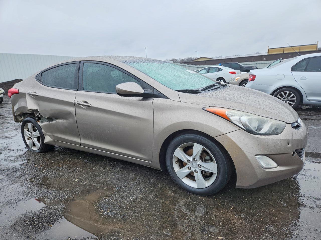 2013 HYUNDAI ELANTRA GLS photo 4