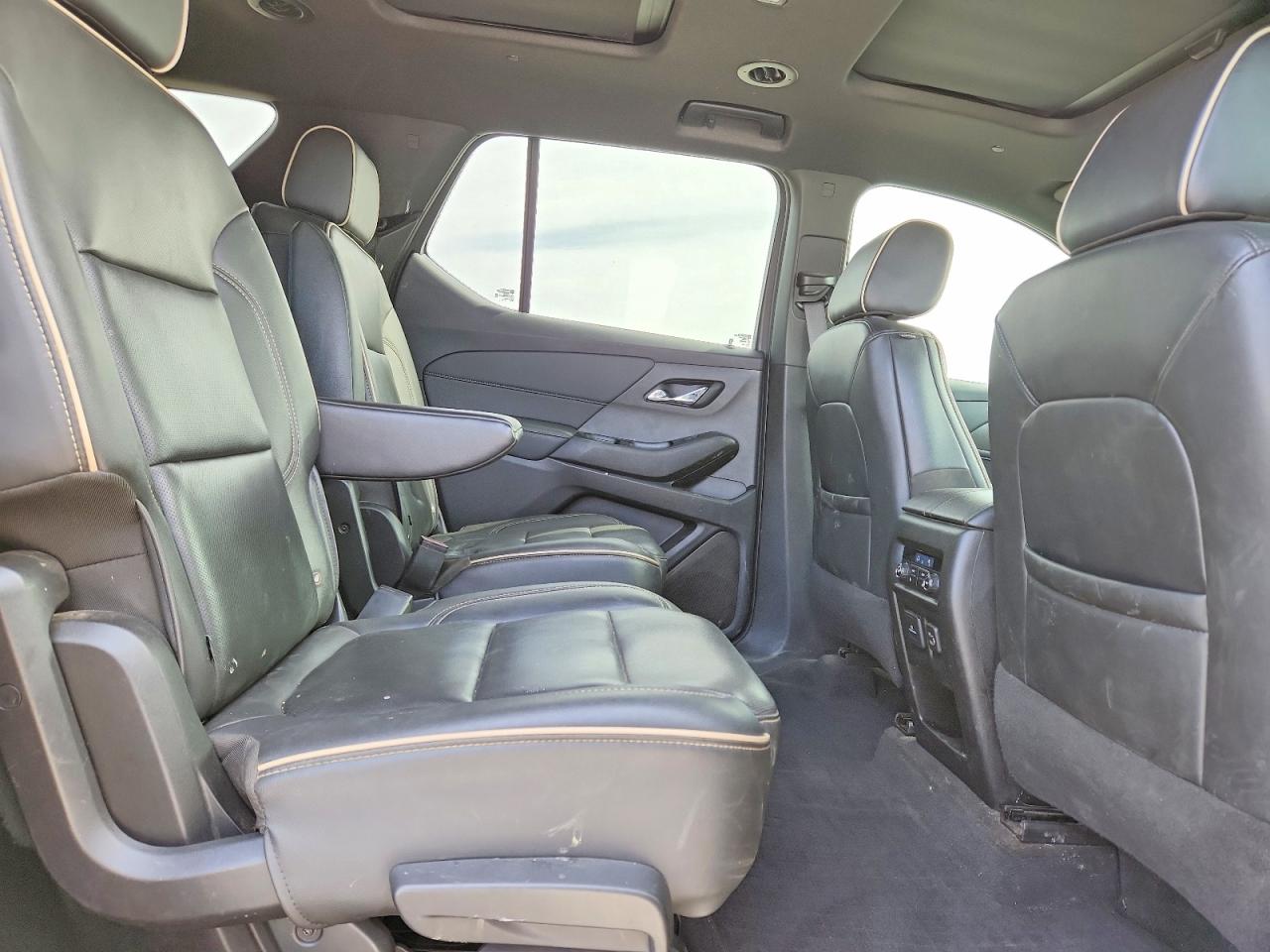 2023 CHEVROLET TRAVERSE PREMIER photo 21