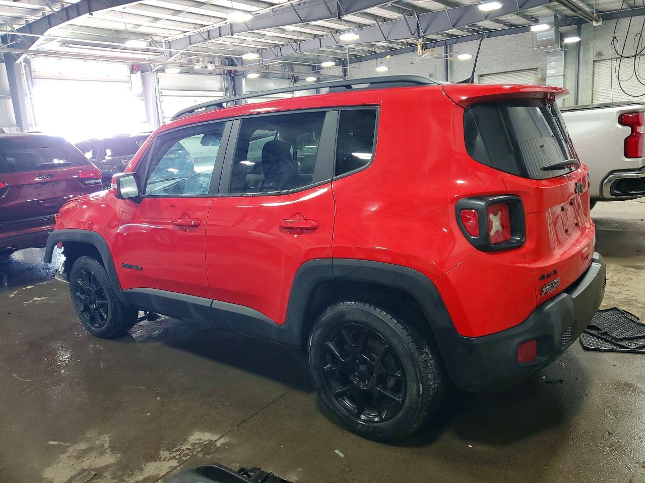 2020 JEEP RENEGADE LATITUDE photo 4