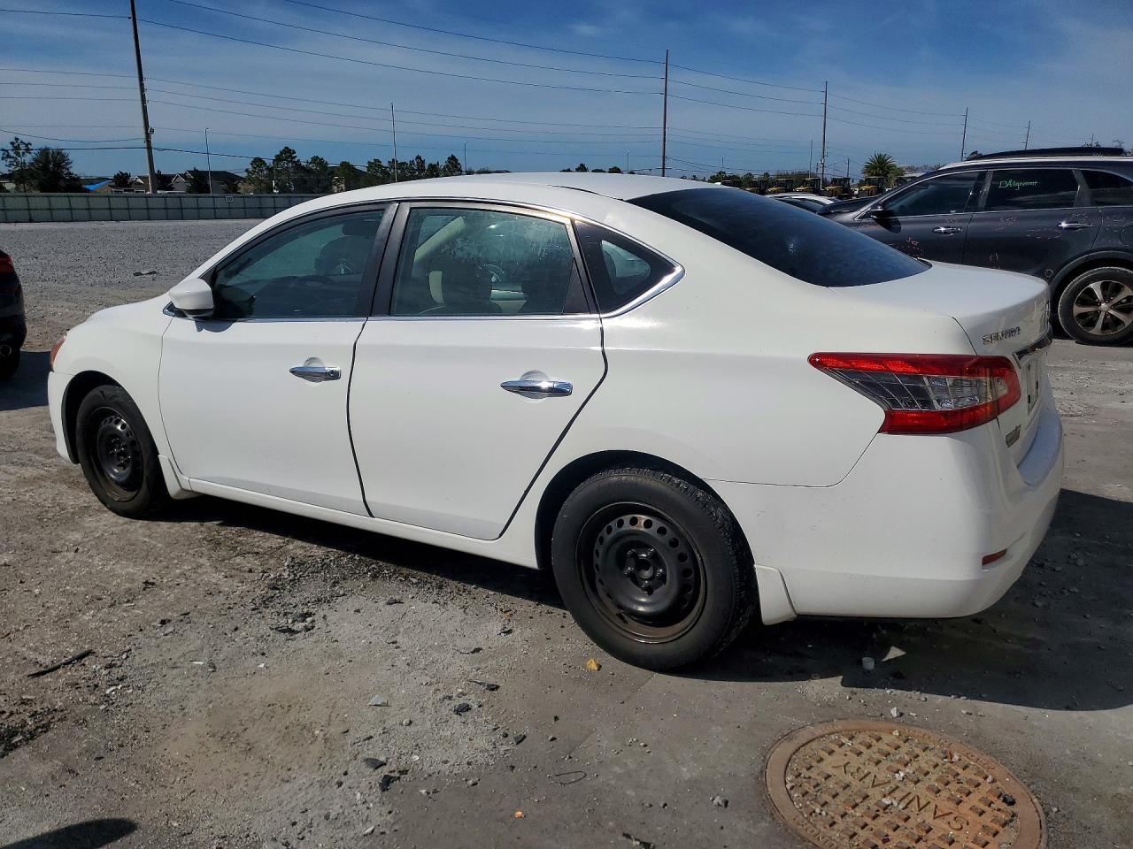 2015 NISSAN SENTRA S photo 3