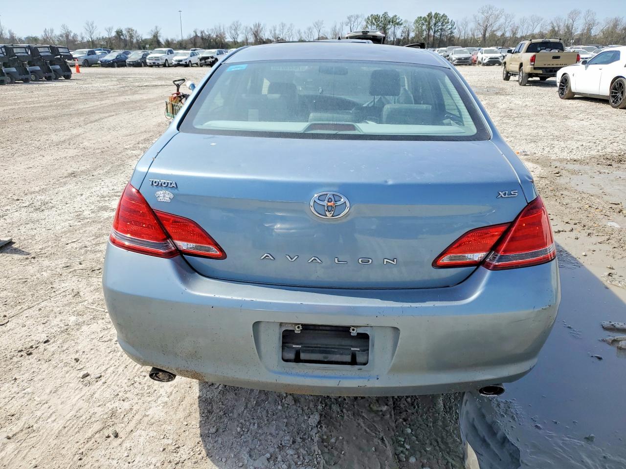 2006 TOYOTA AVALON XL photo 11