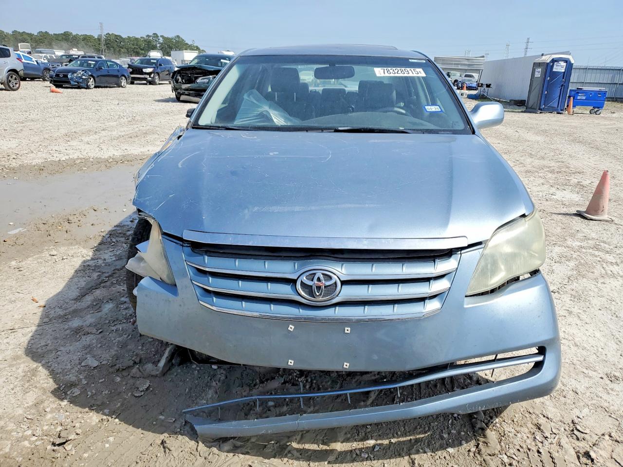 2006 TOYOTA AVALON XL photo 9