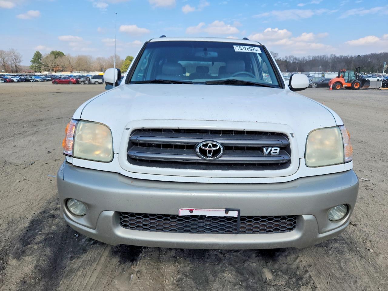 2004 TOYOTA SEQUOIA photo 5