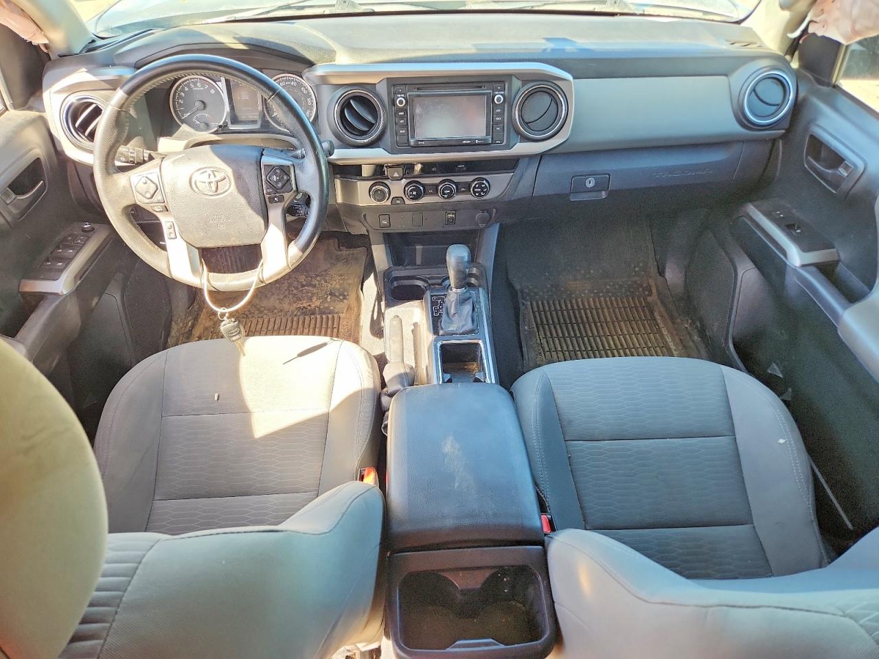 2017 TOYOTA TACOMA DOUBLE CAB photo 22