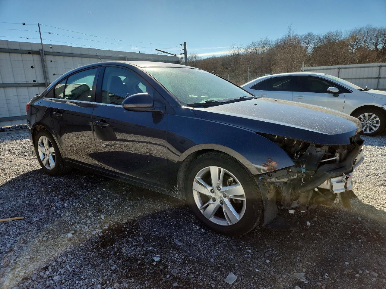 2014 CHEVROLET CRUZE photo 4