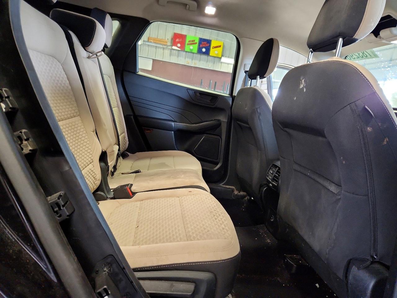 2022 FORD ESCAPE SE photo 21