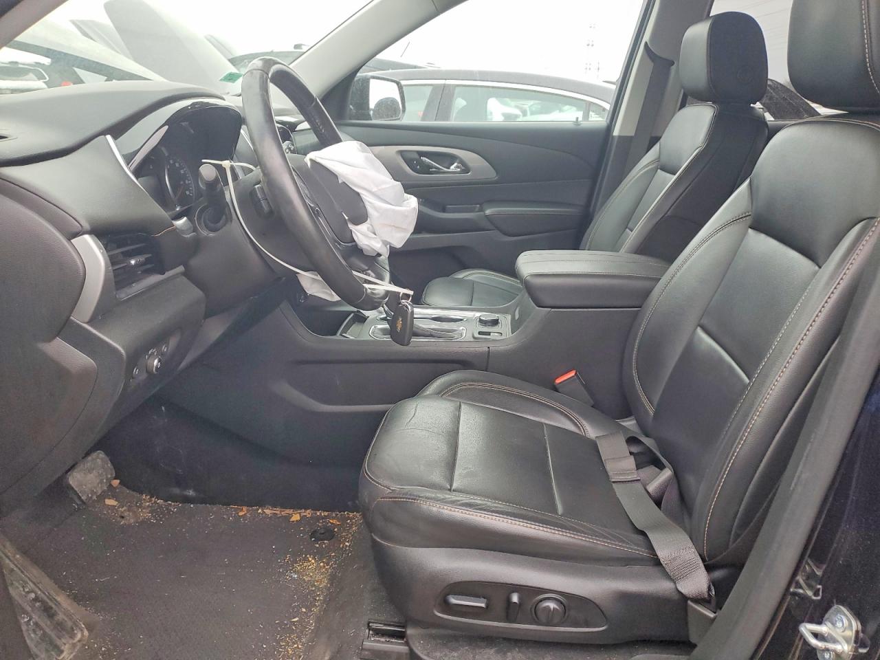 2020 CHEVROLET TRAVERSE LT photo 13