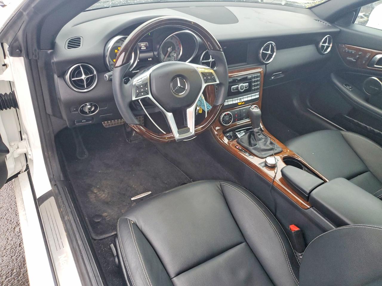 2014 MERCEDES-BENZ SLK 250 photo 15