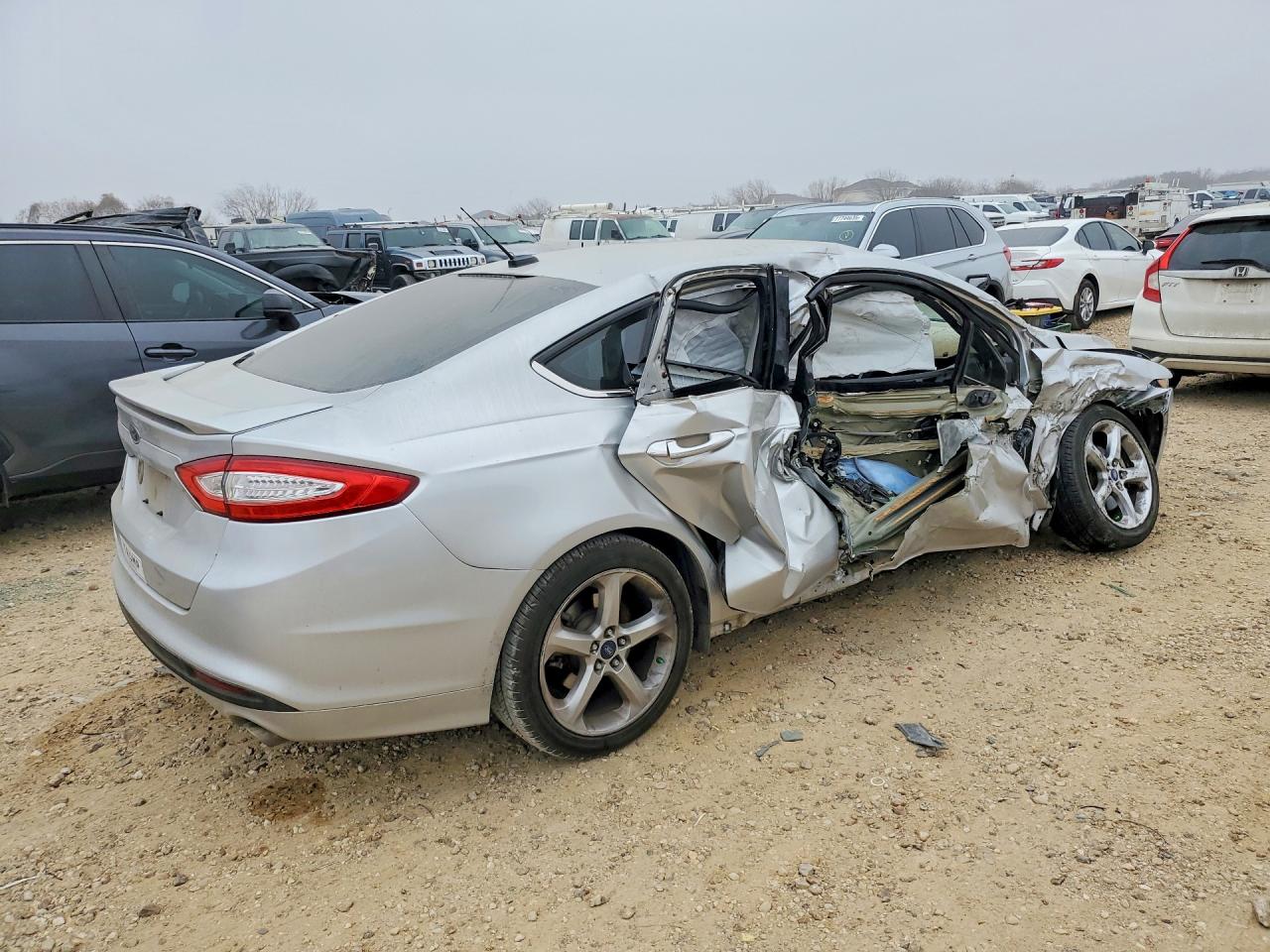 2016 FORD FUSION S photo 5