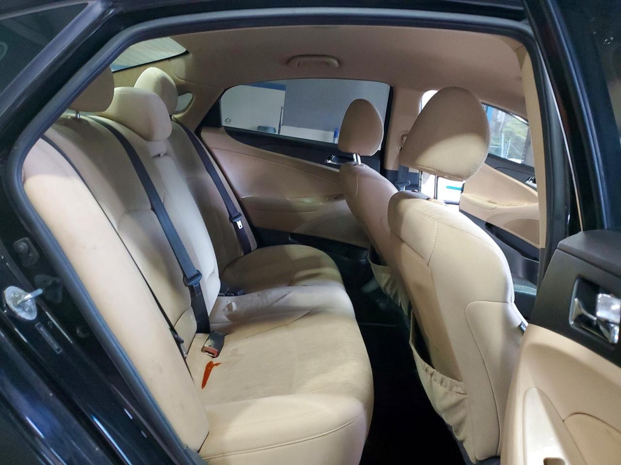 2012 HYUNDAI SONATA GLS photo 19