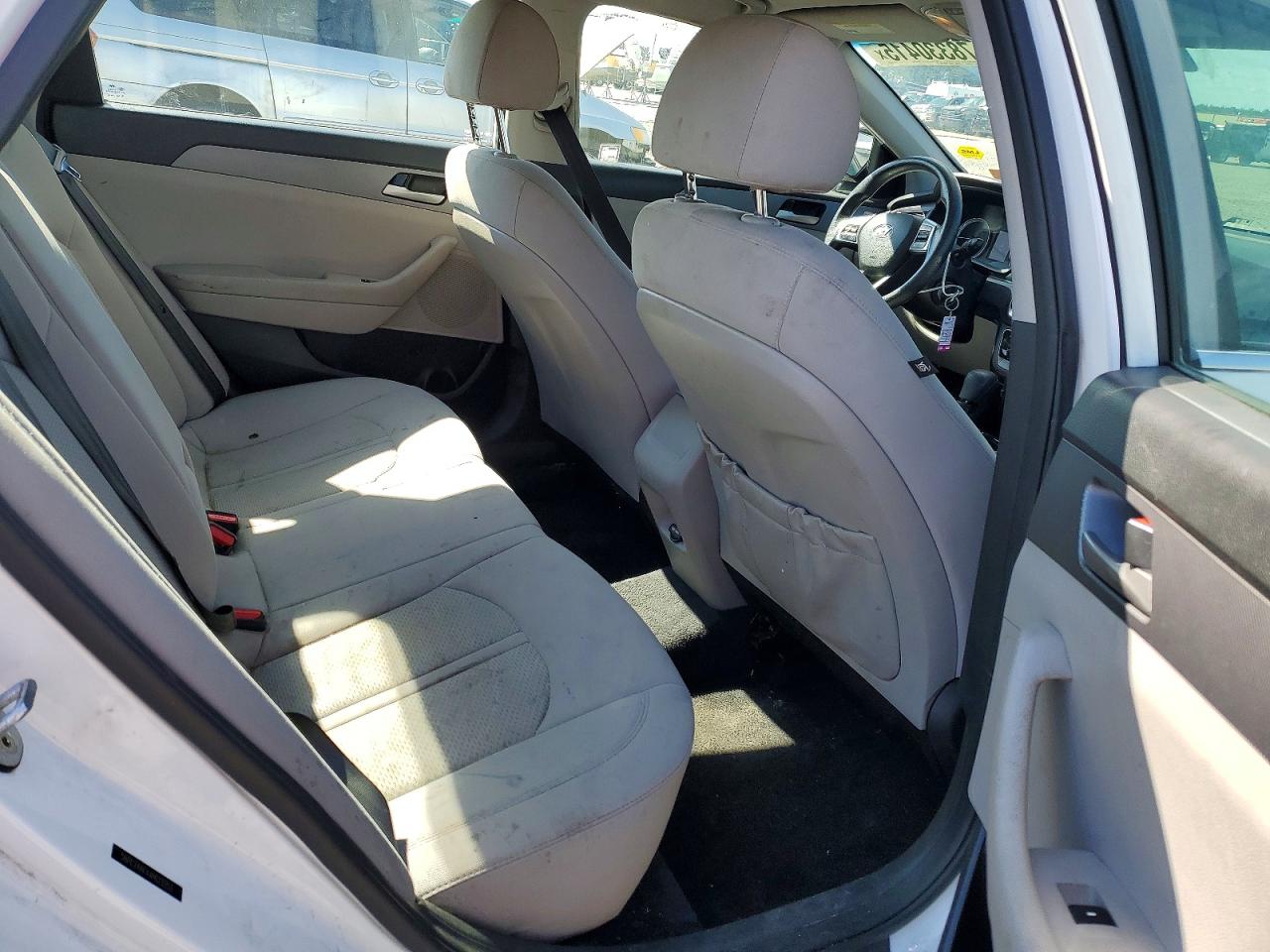 2018 HYUNDAI SONATA SE photo 19