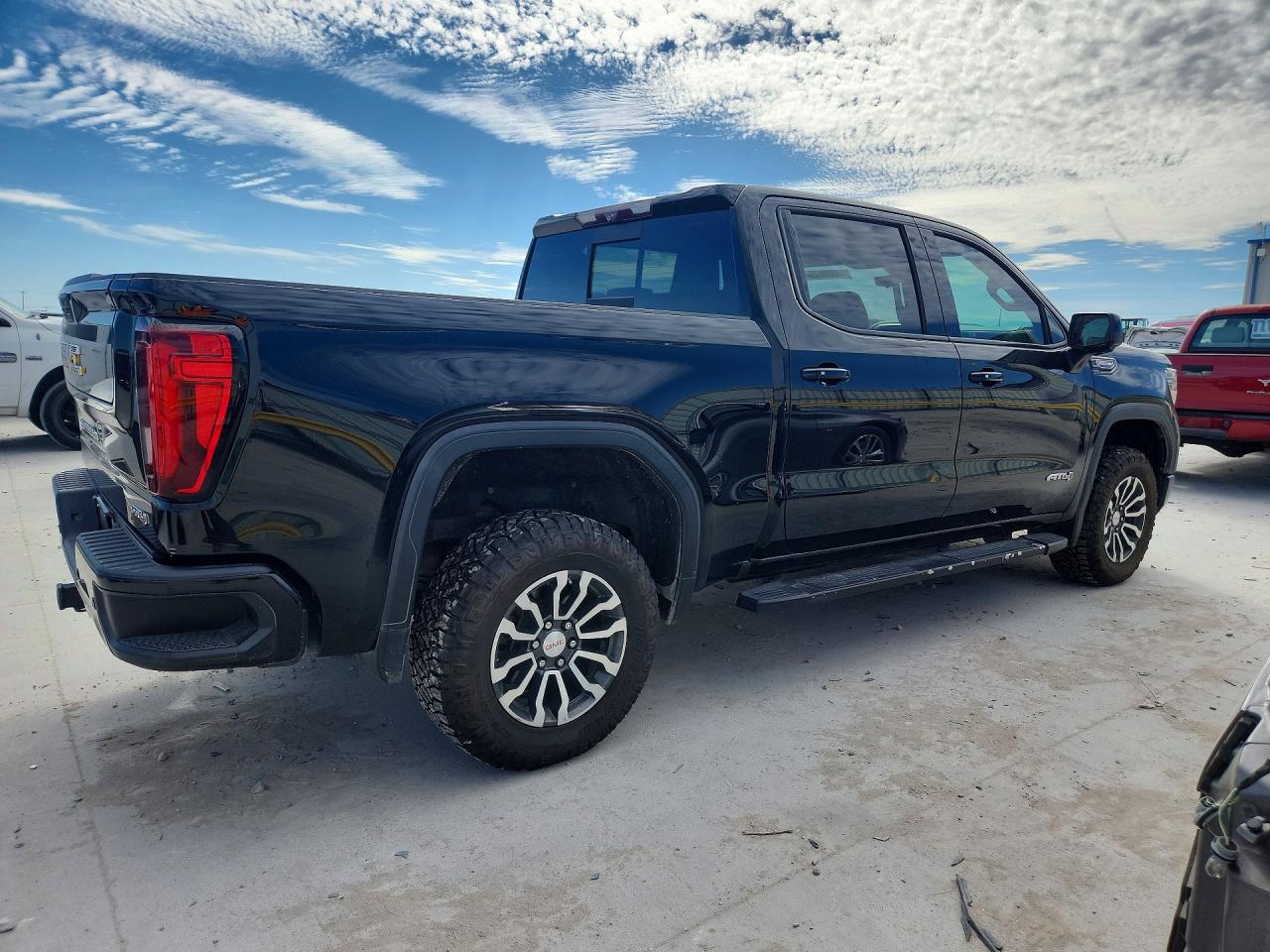 2020 GMC SIERRA K1500 AT4 photo 3