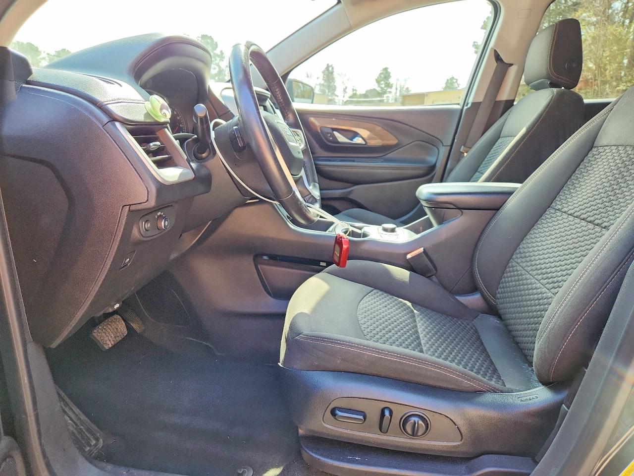2019 GMC TERRAIN SLE photo 7