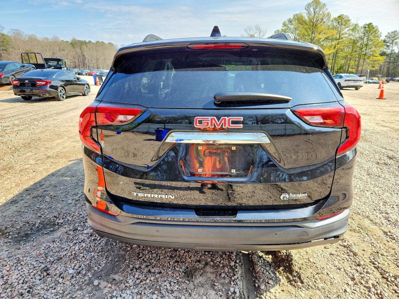2019 GMC TERRAIN SLE photo 6