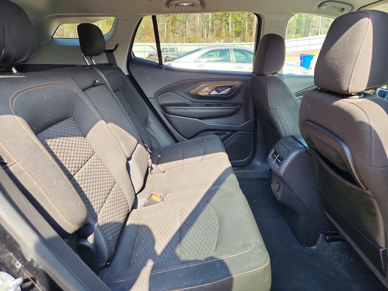 2019 GMC TERRAIN SLE photo 11