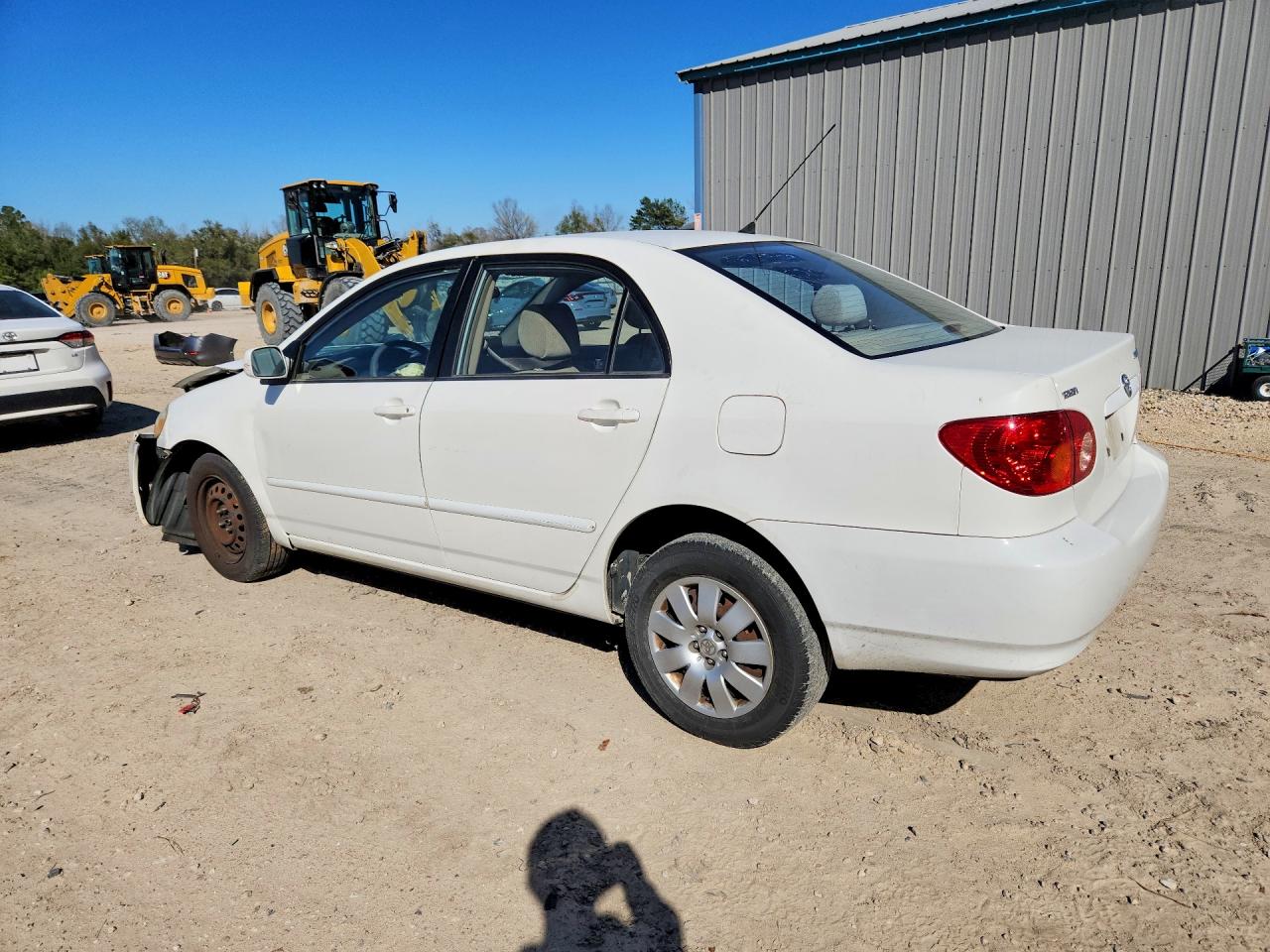 2003 TOYOTA COROLLA LE photo 4