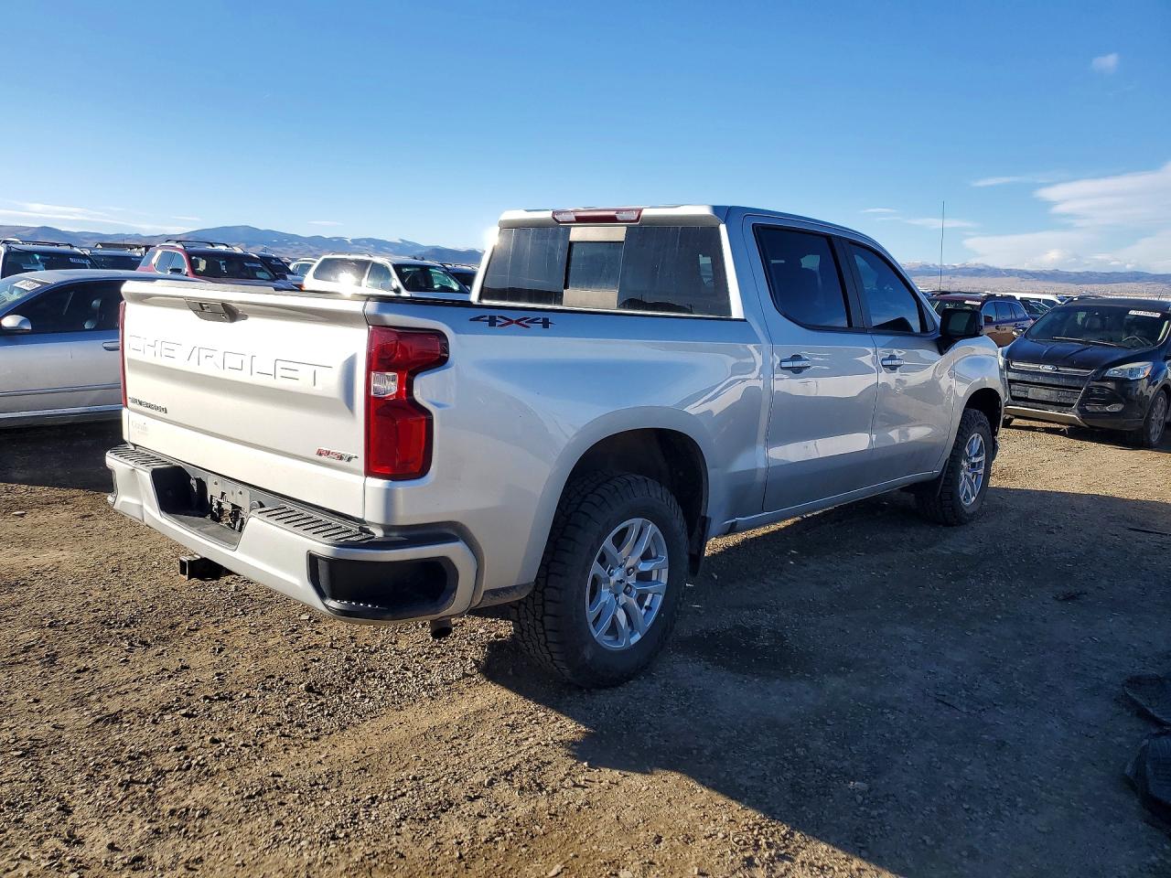 2020 CHEVROLET SILVERADO K1500 RST photo 3