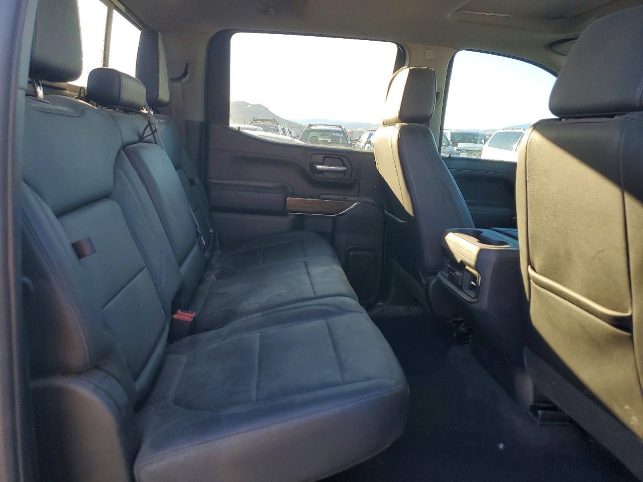 2020 CHEVROLET SILVERADO K1500 RST photo 10