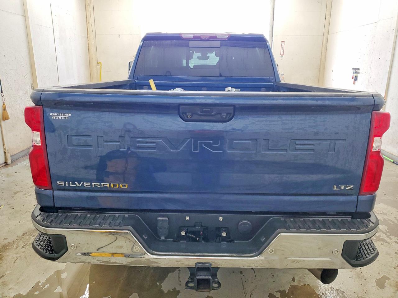 2021 CHEVROLET SILVERADO K3500 LTZ photo 6