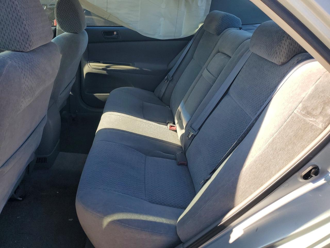 2003 TOYOTA CAMRY LE photo 10
