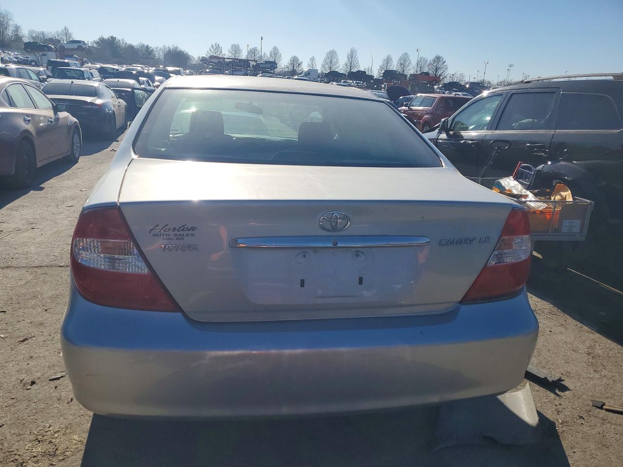 2003 TOYOTA CAMRY LE photo 6