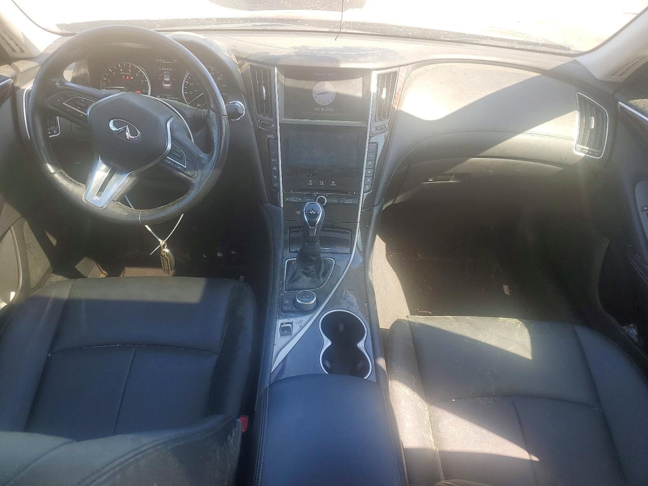 2018 INFINITI Q50 LUXE photo 15