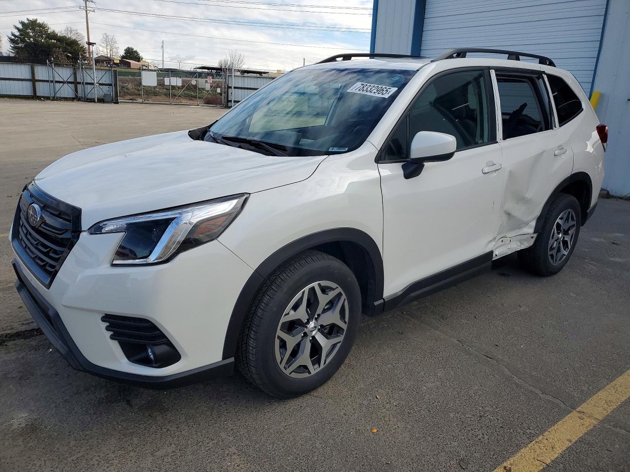 2024 SUBARU FORESTER