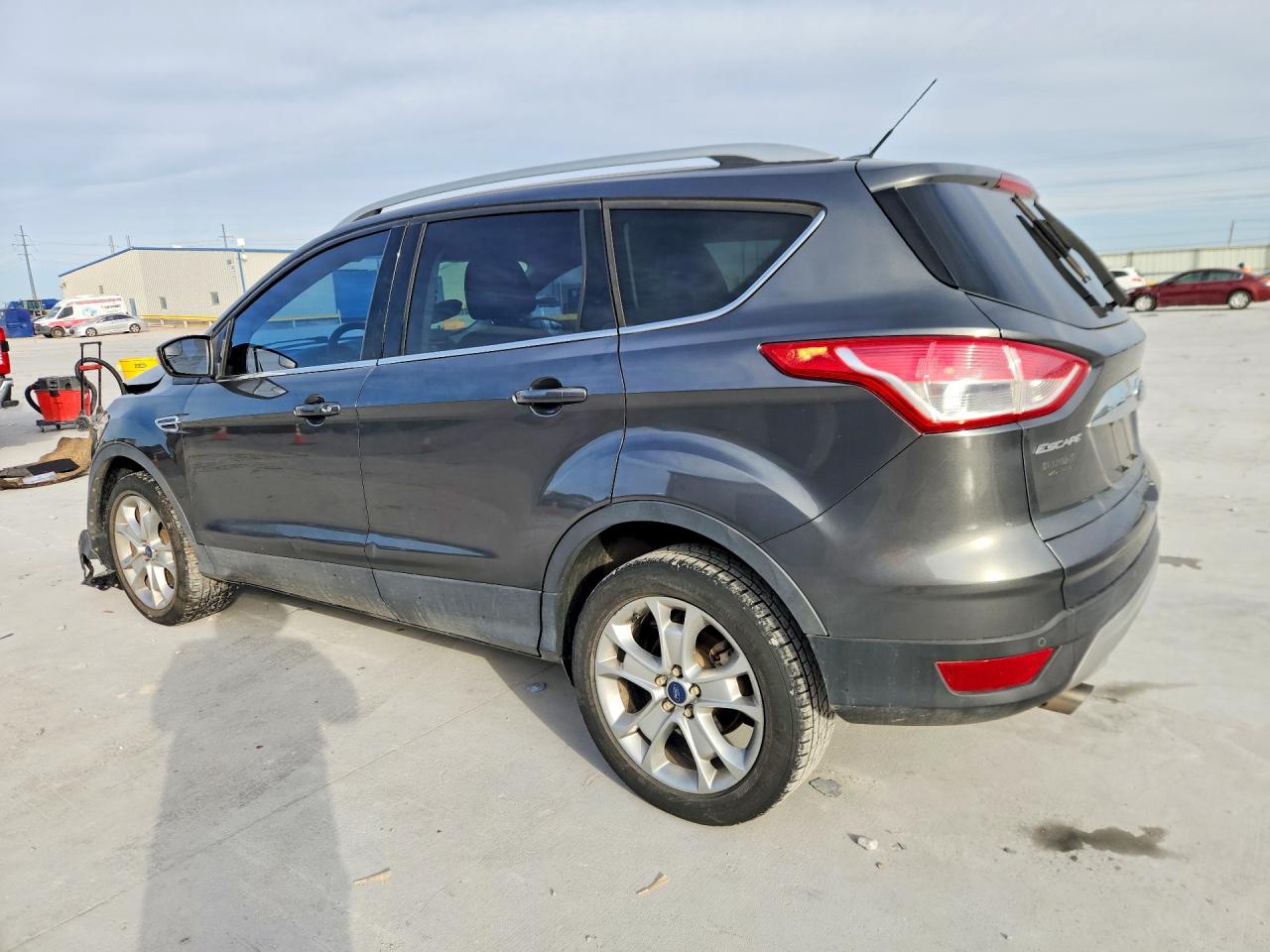 2015 FORD ESCAPE TITANIUM photo 2