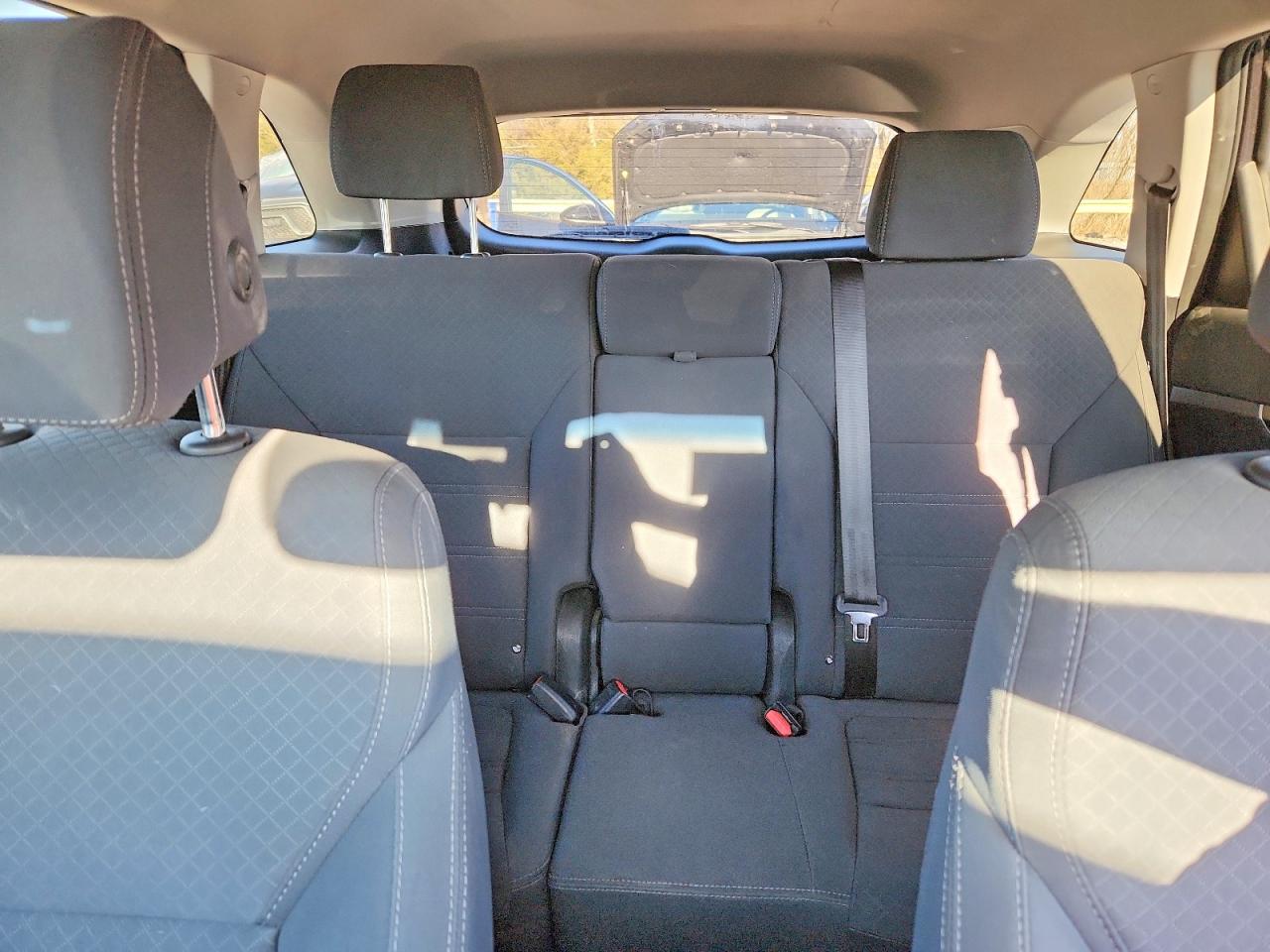 2017 KIA SORENTO LX photo 10